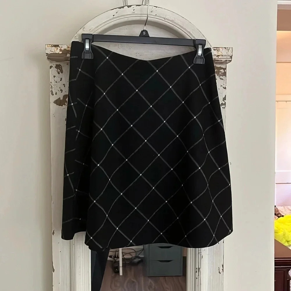NWOT Black Skirt from Loft XS - Picture 1 of 4